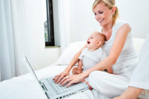 new-mom-with-baby-shopping-online